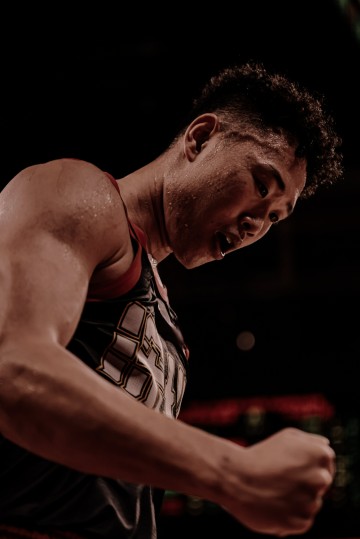 c7c7娱乐-拿到了！队史第一个MVP！这可是中国男篮首发核心